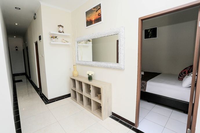 Imagen de los interiores del Hotel Bantal Guling Pasar Baru Bandung. Foto 19