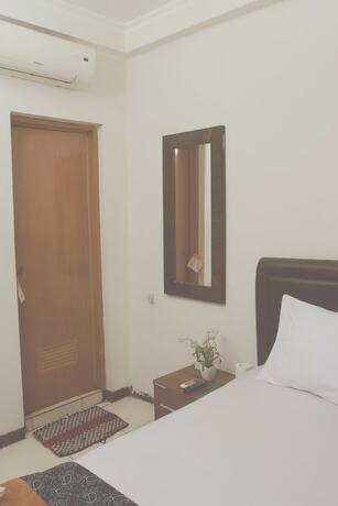 Imagen general del Hotel Bantal Guling Trans, Bandung. Foto 5