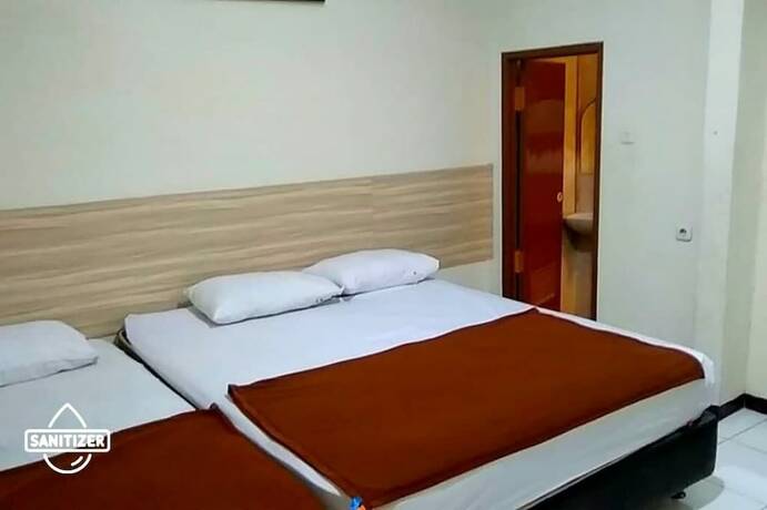 Imagen de la habitación del Hotel Bantal Guling Trans, Bandung. Foto 10