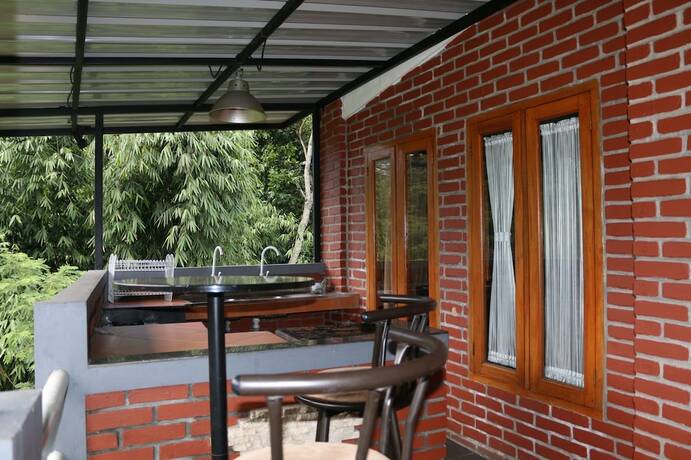 Imagen de la habitación del Hotel Bantal Guling Villa Bandung. Foto 17