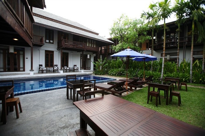 Imagen de los exteriores del Hotel Banthai Village. Foto 13