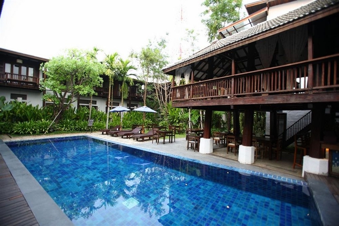 Imagen de la piscina del Hotel Banthai Village. Foto 15