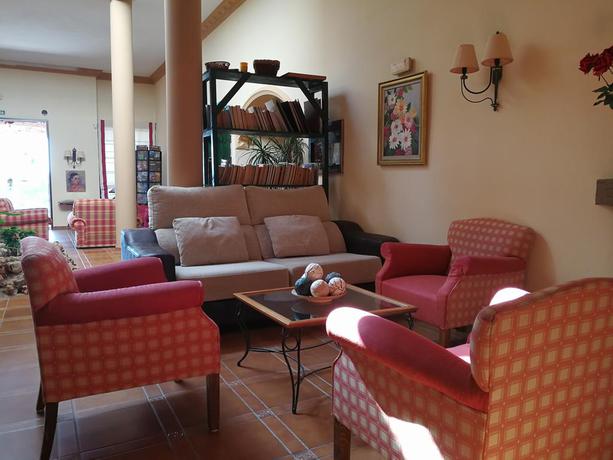 Imagen de los interiores del Hotel Banu Rabbah. Foto 11