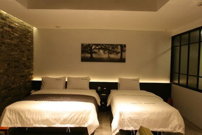 Imagen de la habitación del Hotel Banwol. Foto 14
