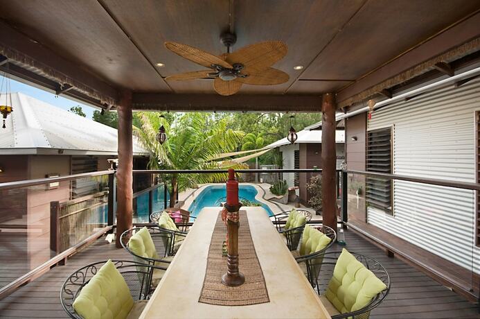 Imagen general del Hotel Banyak Villa. Foto 17