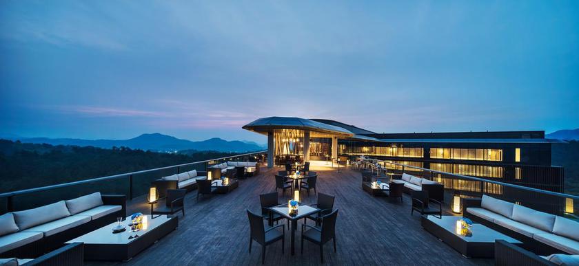 Imagen de los exteriores del Hotel Banyan Tree Anji. Foto 7