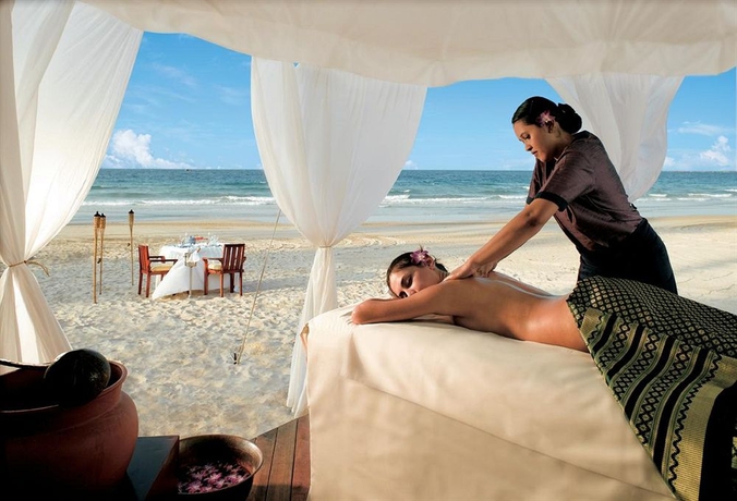 Imagen de los exteriores del Hotel Banyan Tree Bintan. Foto 12