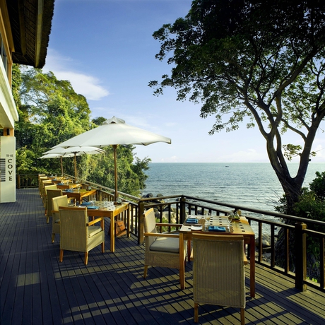 Imagen de los exteriores del Hotel Banyan Tree Bintan. Foto 13