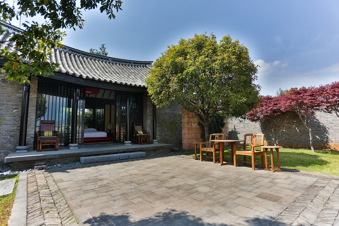 Imagen de los exteriores del Hotel Banyan Tree Lijiang. Foto 14