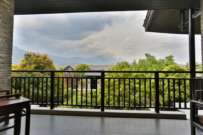 Imagen de los exteriores del Hotel Banyan Tree Lijiang. Foto 16