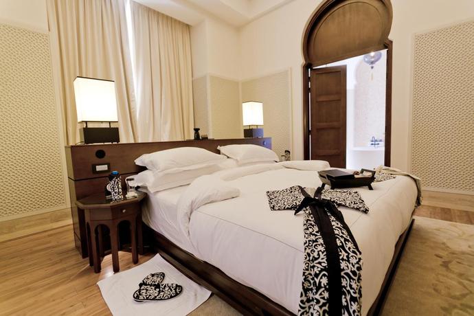 Imagen de la habitación del Hotel Banyan Tree Tamouda Bay. Foto 4