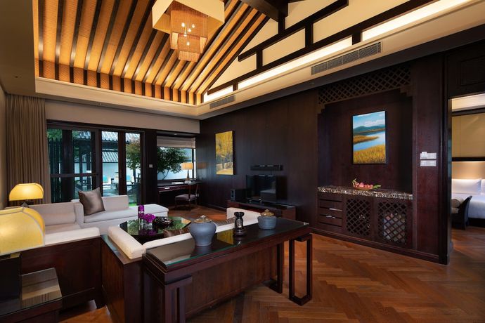 Imagen de la habitación del Hotel Banyan Tree Tengchong. Foto 10
