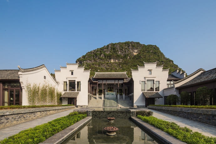 Imagen de los exteriores del Hotel Banyan Tree Yangshuo. Foto 8