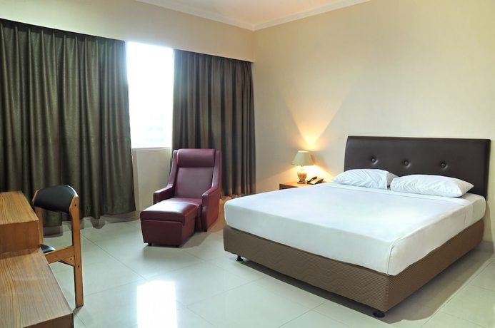 Imagen de la habitación del Hotel Banyuwangi Sintera. Foto 9