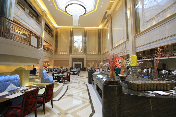 Imagen del bar/restaurante del Hotel Baoji Jianguo. Foto 6