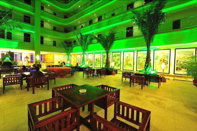 Imagen de los interiores del Hotel Baosheng Seaview. Foto 16