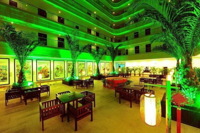 Imagen de los interiores del Hotel Baosheng Seaview. Foto 18