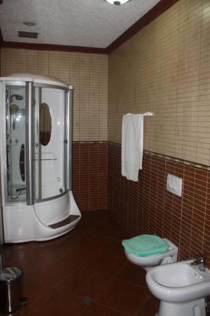 Imagen general del Hotel Bar Restaurant America. Foto 6