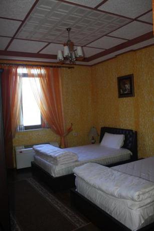 Imagen general del Hotel Bar Restaurant America. Foto 17