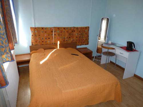 Imagen de la habitación del Hotel Bar Restaurant Du Centre. Foto 3