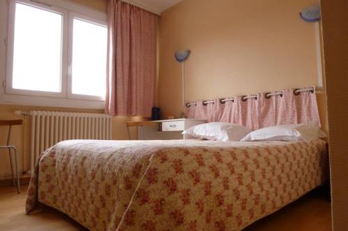 Imagen de la habitación del Hotel Bar Restaurant Du Centre. Foto 9