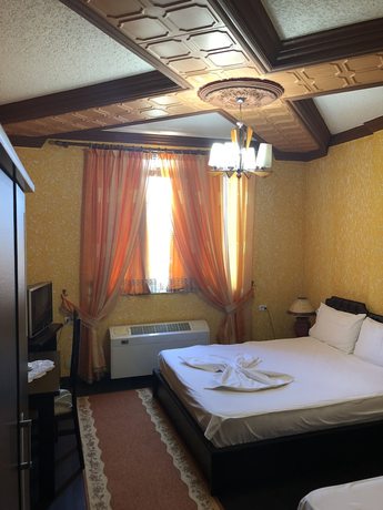 Imagen de la habitación del Hotel Bar Restorant Amerika. Foto 12