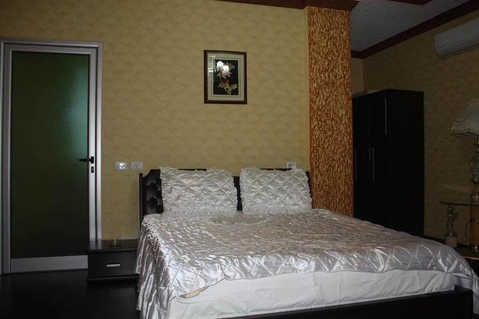 Imagen de la habitación del Hotel Bar Restorant Amerika. Foto 16