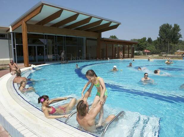 Imagen general del Hotel Barack Thermal Apartments. Foto 9