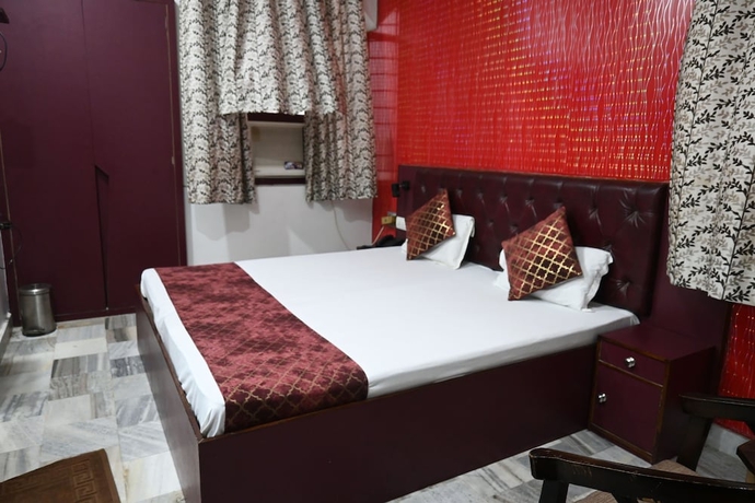 Imagen de la habitación del Hotel Barahdari. Foto 7