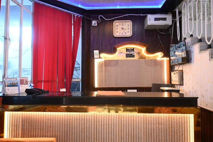 Imagen de los interiores del Hotel Barahdari. Foto 10