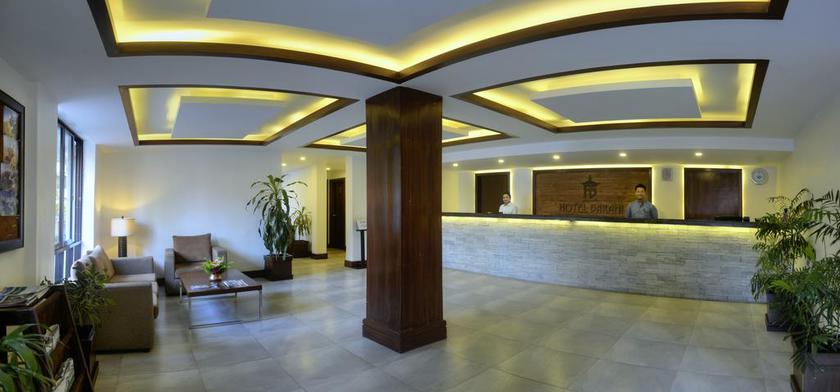 Imagen de los interiores del Hotel Barahi. Foto 10