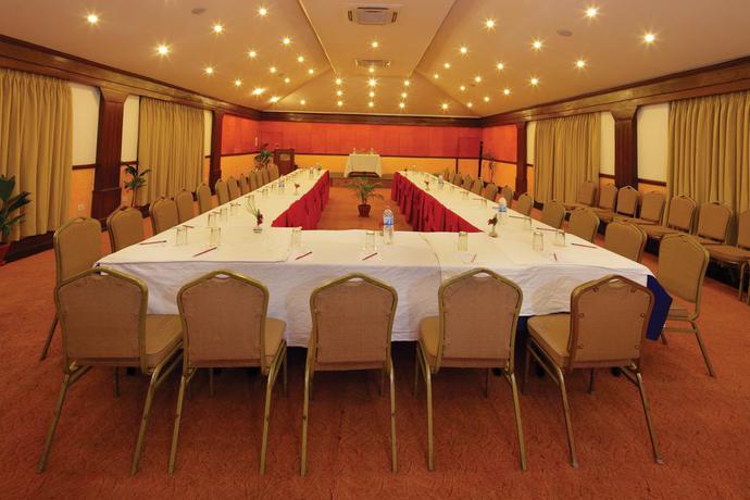 Imagen de los interiores del Hotel Barahi. Foto 11