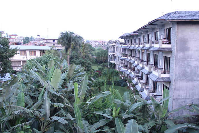 Imagen de los exteriores del Hotel Barahi. Foto 9