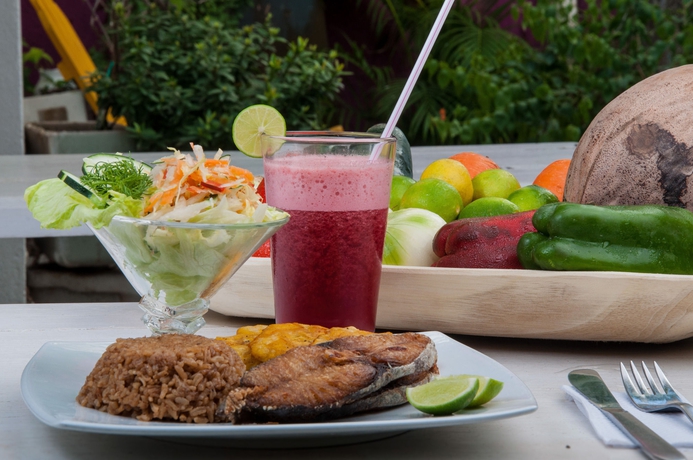 Imagen del bar/restaurante del Hotel Barahona. Foto 12