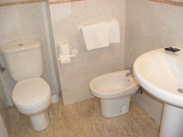 Imagen de la habitación del Hotel Barajas Plaza Madrid. Foto 6