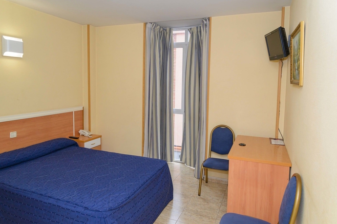 Imagen de la habitación del Hotel Barajas Plaza Madrid. Foto 9