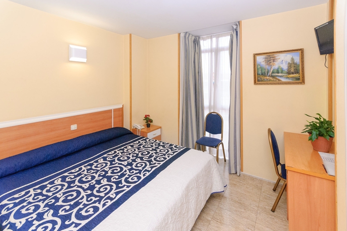 Imagen de la habitación del Hotel Barajas Plaza Madrid. Foto 10