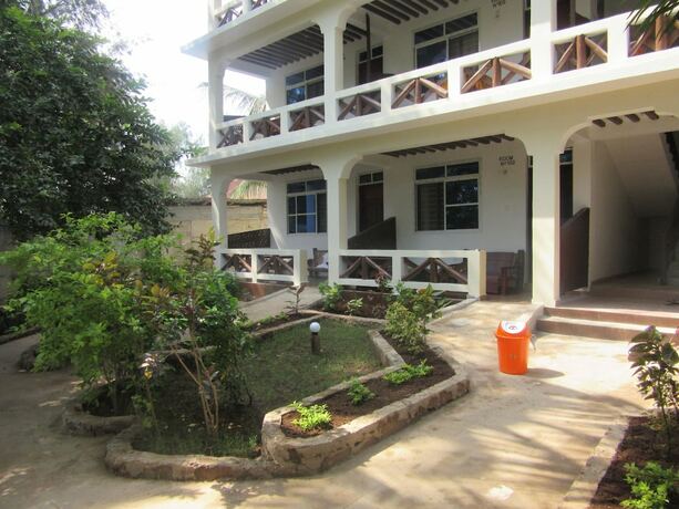 Imagen general del Hotel Baraka Beach Bungalows. Foto 4