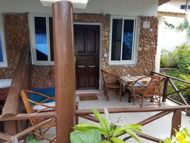 Imagen general del Hotel Baraka Beach Bungalows. Foto 8