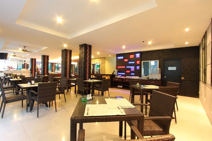 Imagen del bar/restaurante del Hotel Baramee Hip. Foto 3