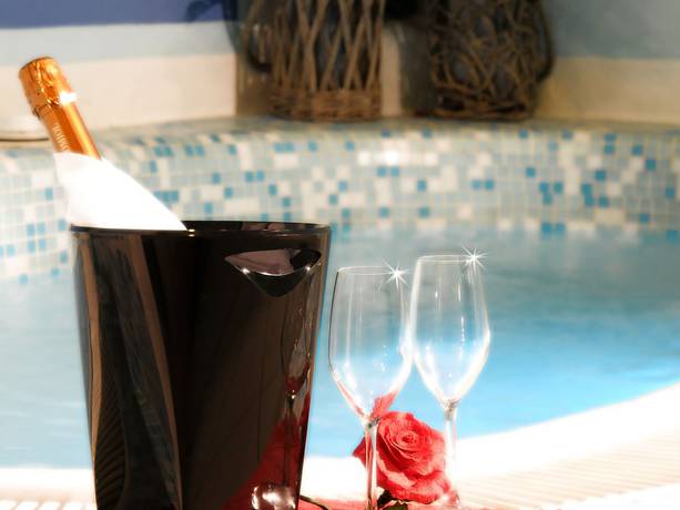 Imagen de la piscina del Hotel Barance. Foto 19