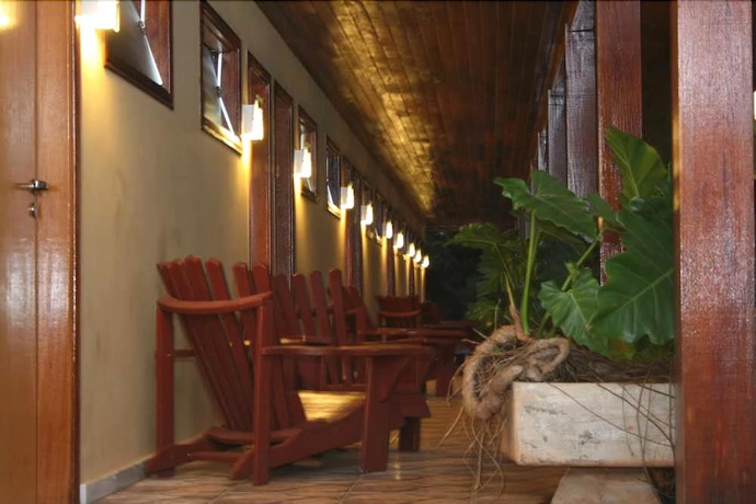Imagen de los interiores del Hotel Bar&atilde;o Geraldo. Foto 12