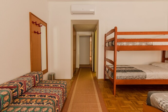 Imagen de la habitación del Hotel Barba. Foto 17