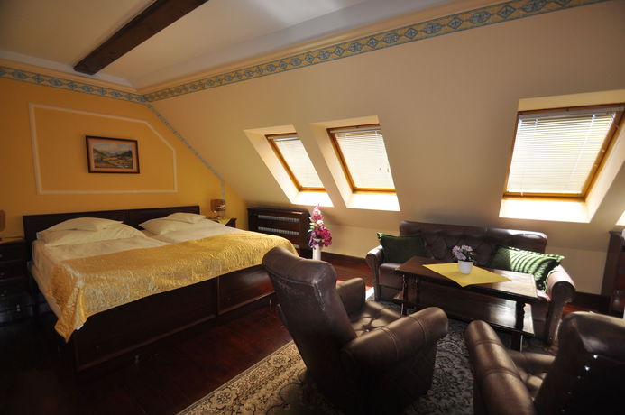 Imagen de los interiores del Hotel Barbakan. Foto 15