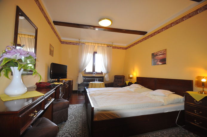 Imagen de los interiores del Hotel Barbakan. Foto 16