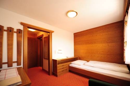 Imagen de los interiores del Hotel Barbara. Foto 8