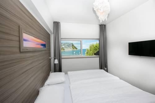 Imagen de la habitación del Hotel Barbara Piran Beach. Foto 2