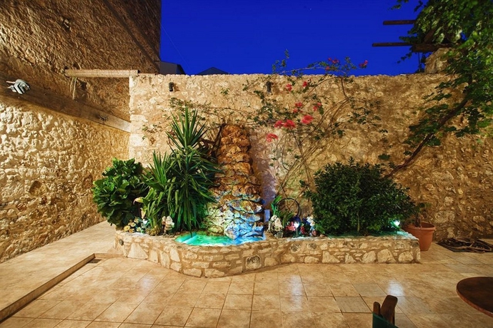 Imagen general del Hotel Barbara Studios. Foto 8