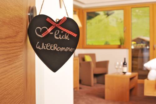 Imagen de la habitación del Hotel Barbarahof Saalbach. Foto 7