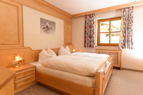 Imagen de la habitación del Hotel Barbarahof Saalbach. Foto 9